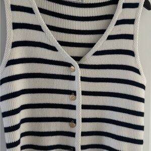 Abercrombie & Fitch Black and White Striped Top